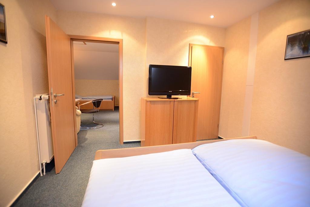 Hotel Zum Lutten Didi Friedeburg Номер фото